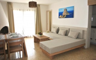 Sea View elegant modern Apartment SAN ANTONIO Margepre Living Room 3 - LeibTour: TOP aparthotels in Ibiza