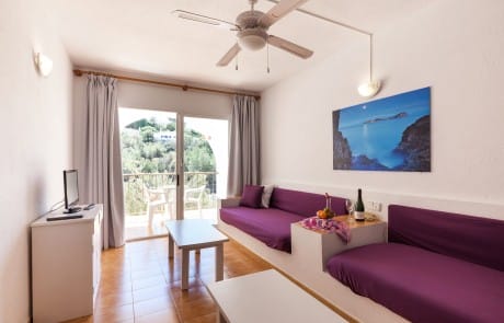 comfort one bedroom apartment CALVADAP - LeibTour: TOP aparthotels in Ibiza